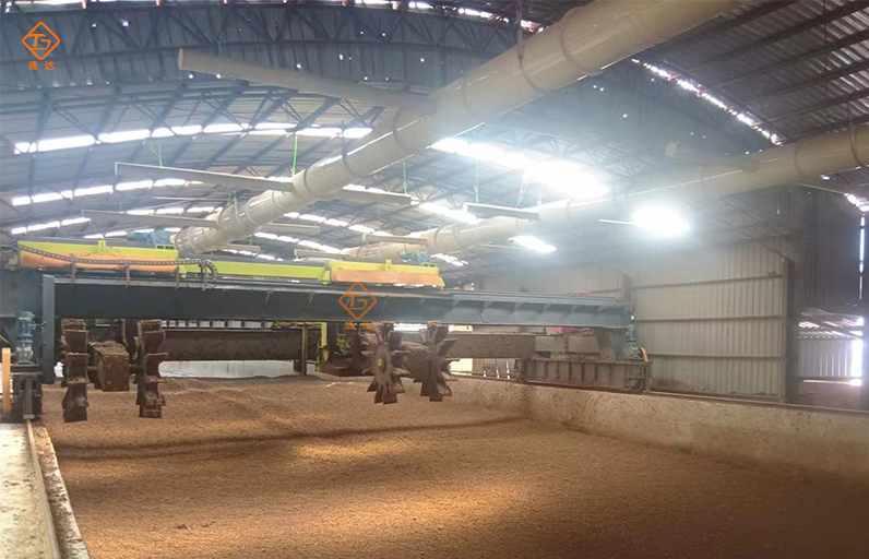 牛羊糞翻拋設備用哪款 牛羊糞翻拋設備用哪款